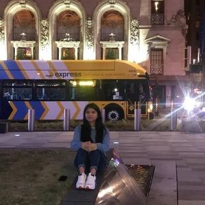 Meet your Posher, Efrain